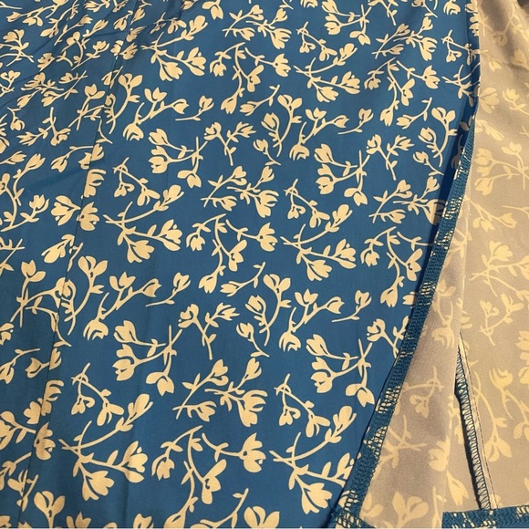 Blue Floral Dress with Puff Sleeves - Picture 2 of 6